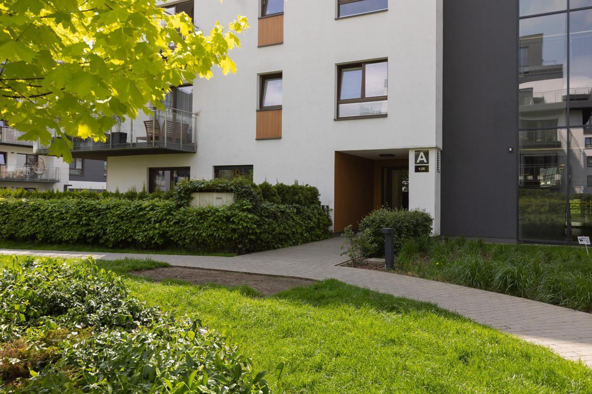Royal Garden Apartment In Wilanow By Renters Prestige Warschau Exterior foto